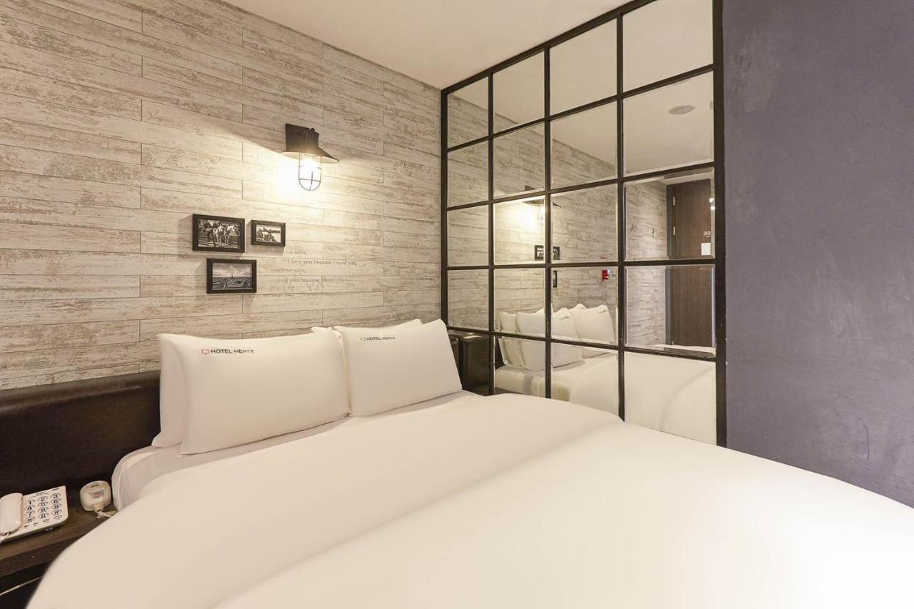Hertz Hotel Seoul Exteriör bild