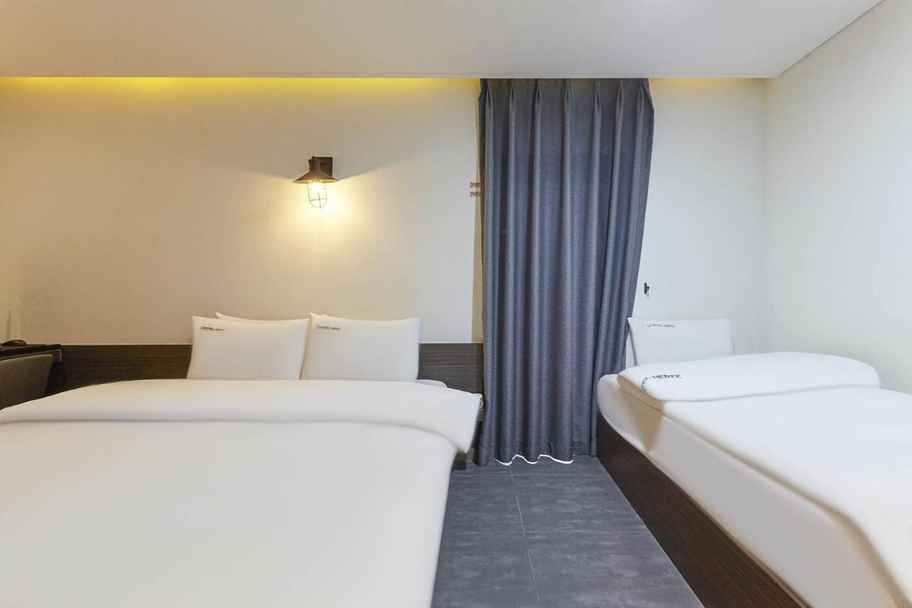 Hertz Hotel Seoul Exteriör bild